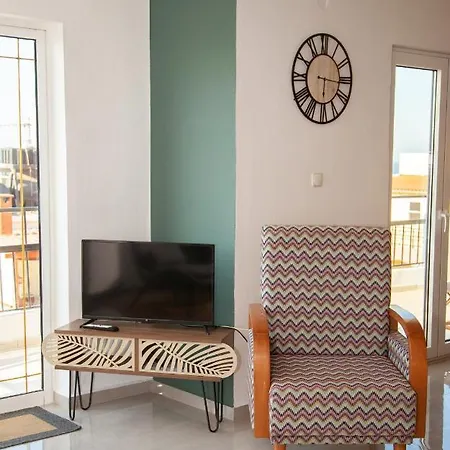 Meraki Beautiful Apartment Near The Sea Gazi Exterior foto